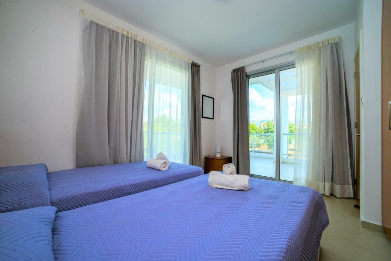 Coral Bay Villa 10 Luaran gambar