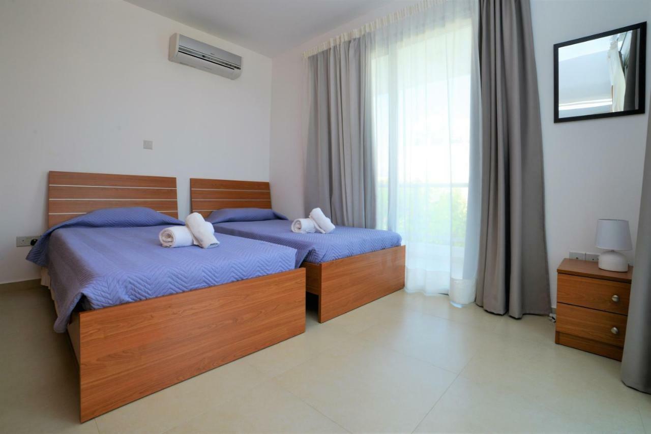Coral Bay Villa 10 Luaran gambar