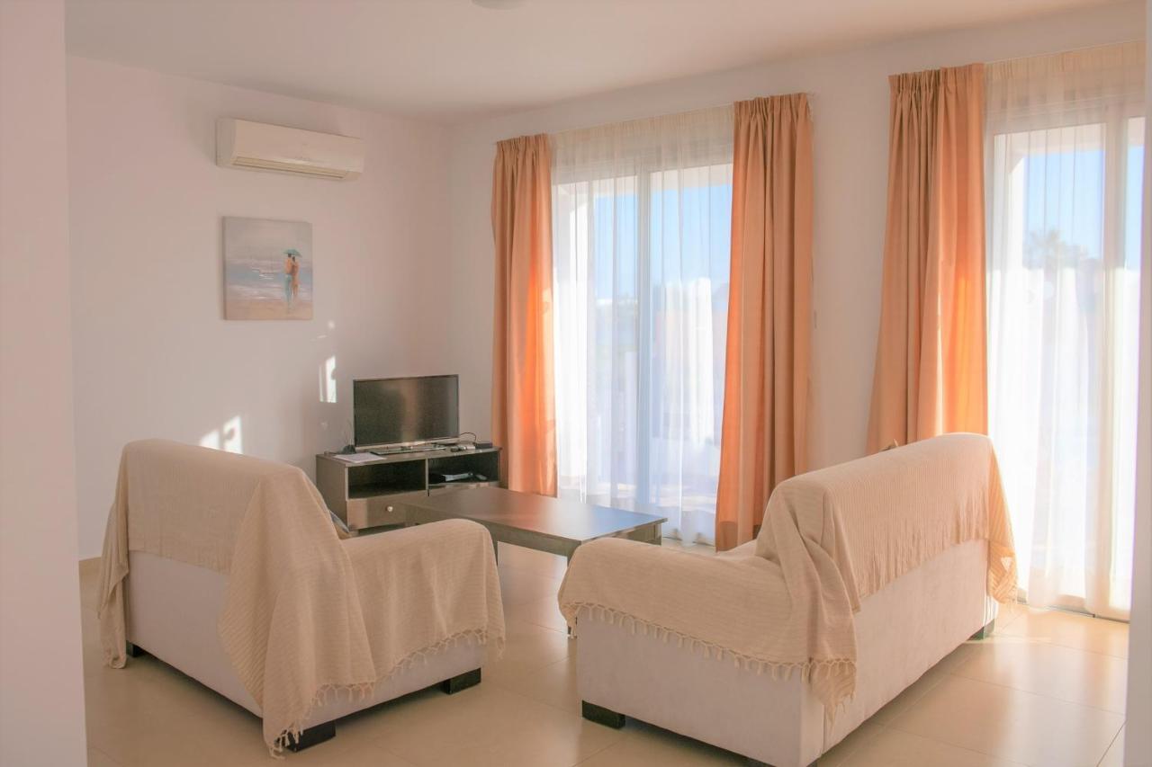 Coral Bay Villa 10 Luaran gambar